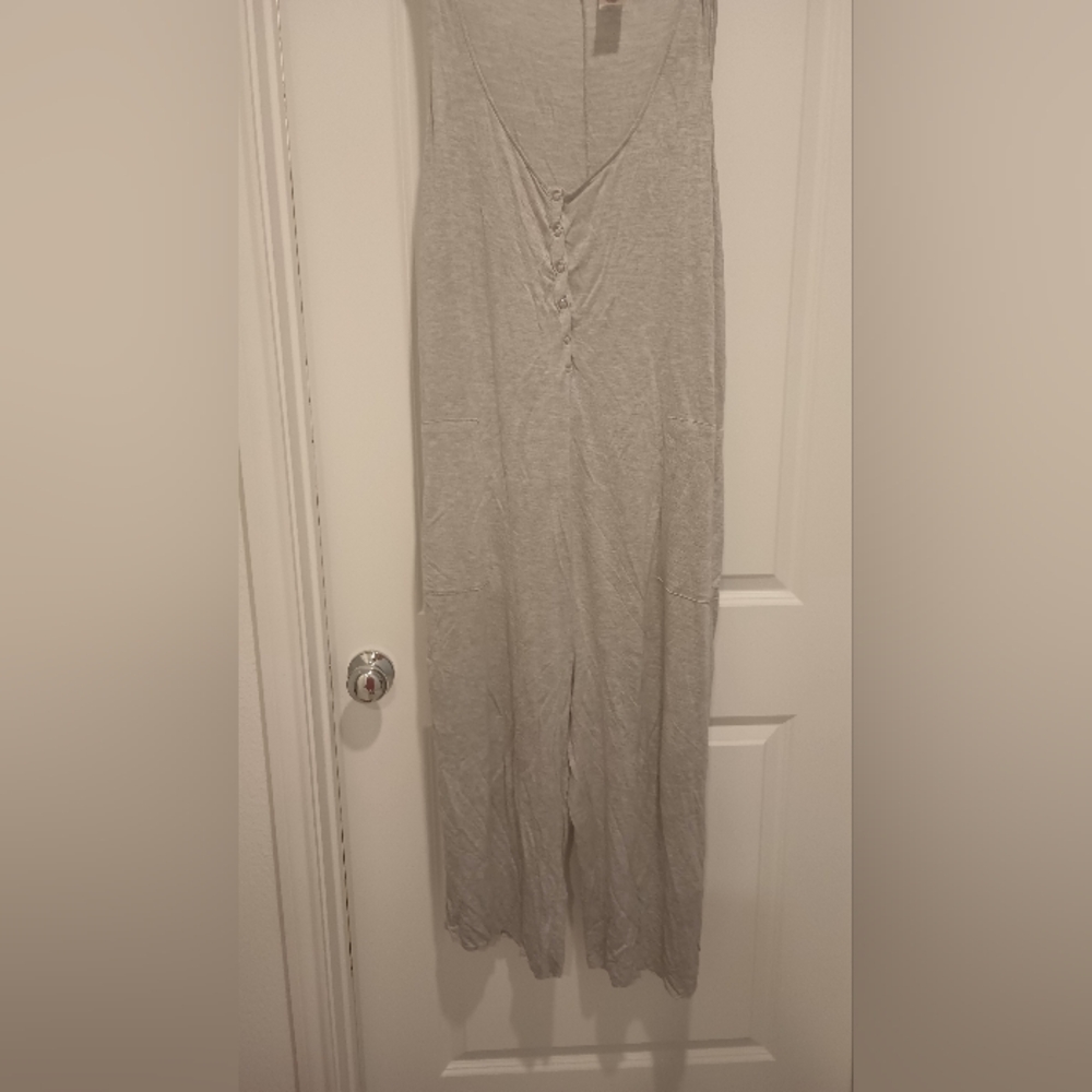Secret Treasures Light Gray Sleeveless Lounge Jumpsuit